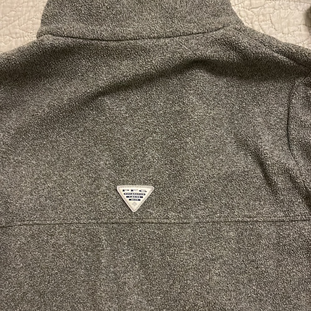 Women’s Columbia PFG fleece pullover size med - Picture 7 of 7